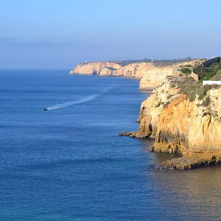 T0 Junto A De Vale Centeanes / Carvoeiro *