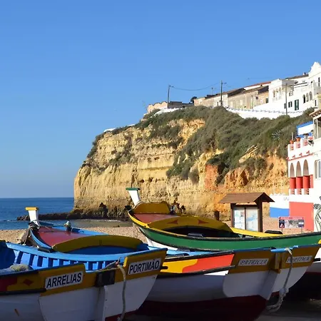 T0 Junto A De Vale Centeanes / Carvoeiro