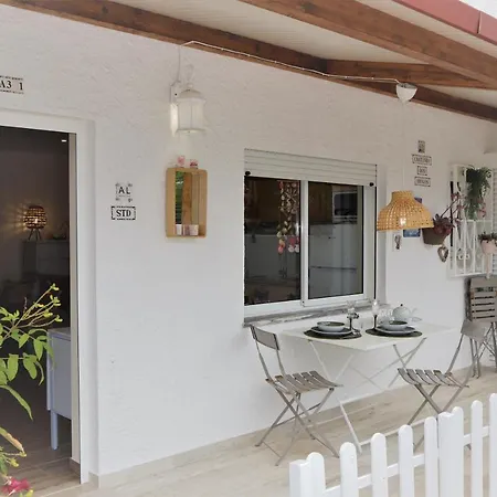 T0 Junto A De Vale Centeanes / Carvoeiro * Lagoa (Algarve)