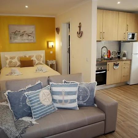 Appartement T0 Junto A De Vale Centeanes / Carvoeiro *