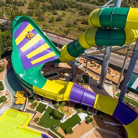 T0 Junto A De Vale Centeanes / Carvoeiro *