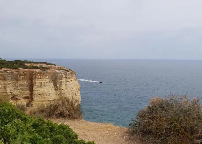 T0 Junto A De Vale Centeanes / Carvoeiro *